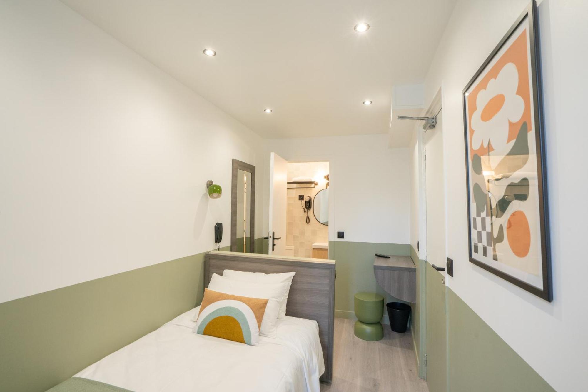 L'Esperance Hotel Париж Екстериор снимка